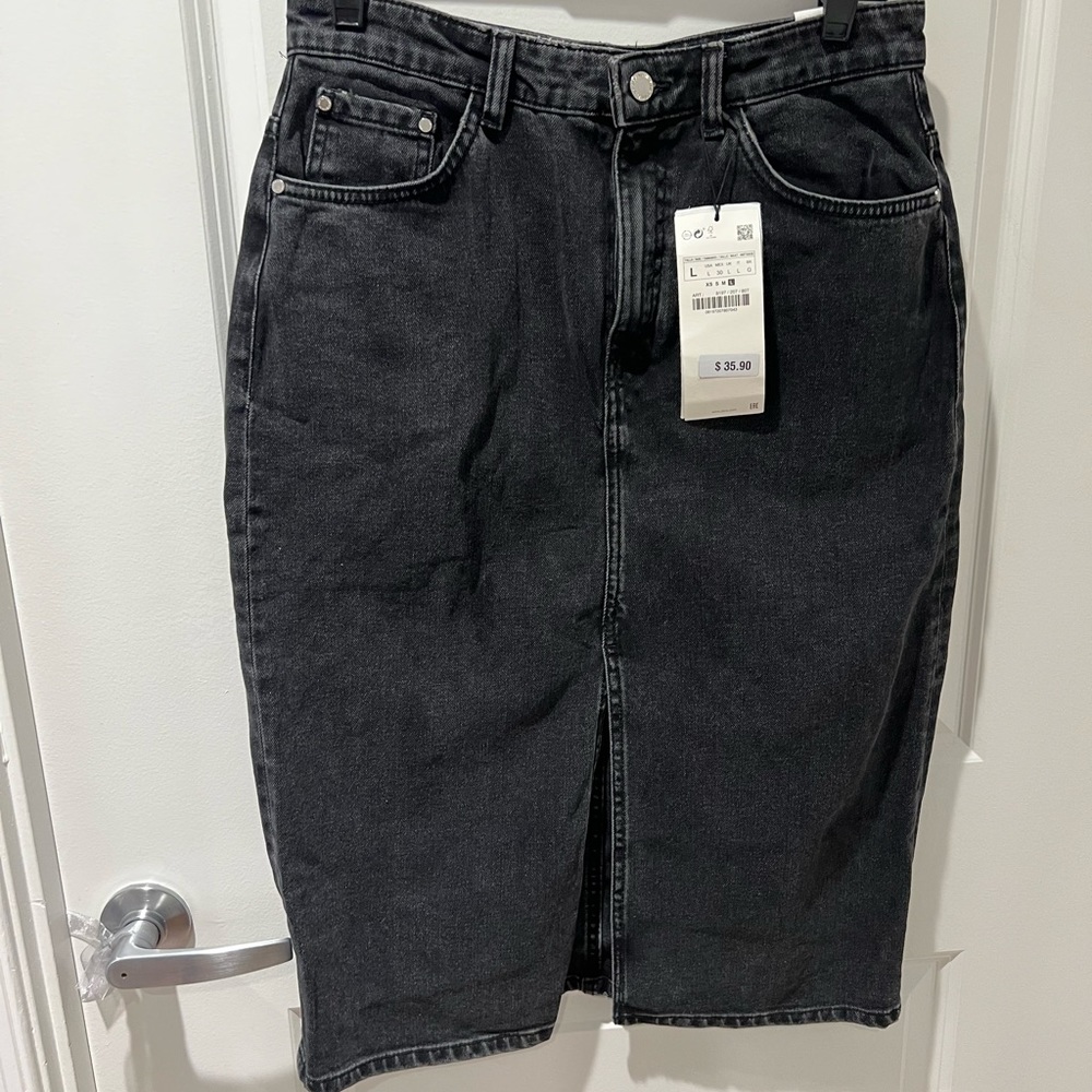 Zara NEW Authentic Denim by Trafaluc Dark Grey Denim Pencil Skirt, NWT, Large